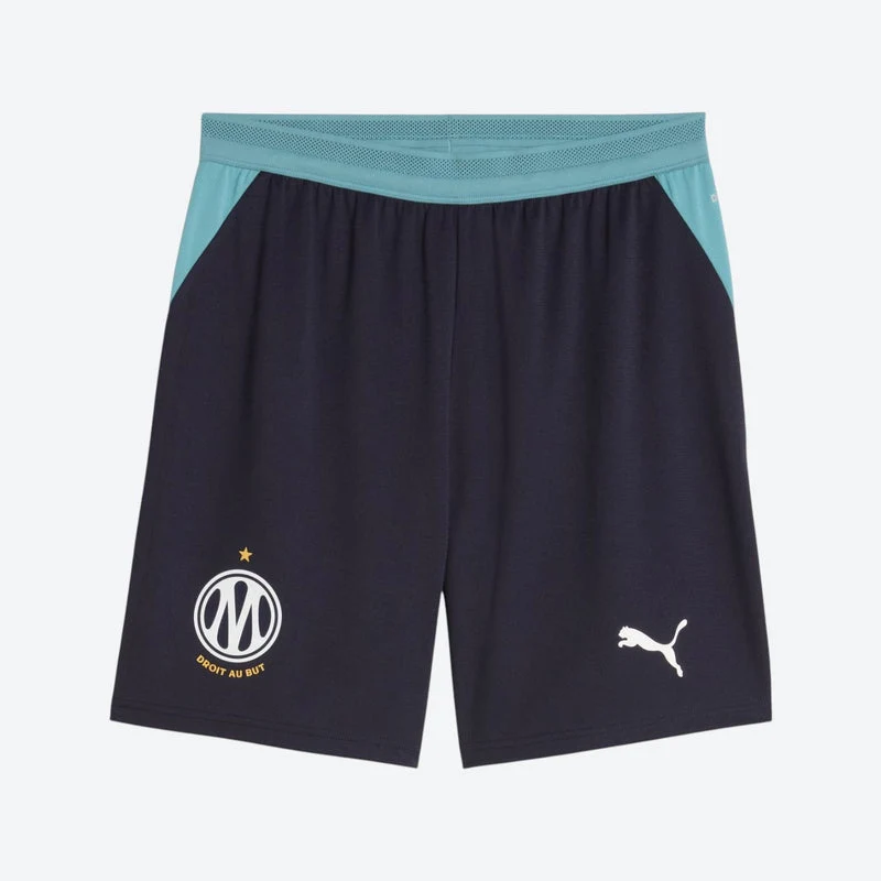 SHORT OM EXTÉRIEUR 26/27
