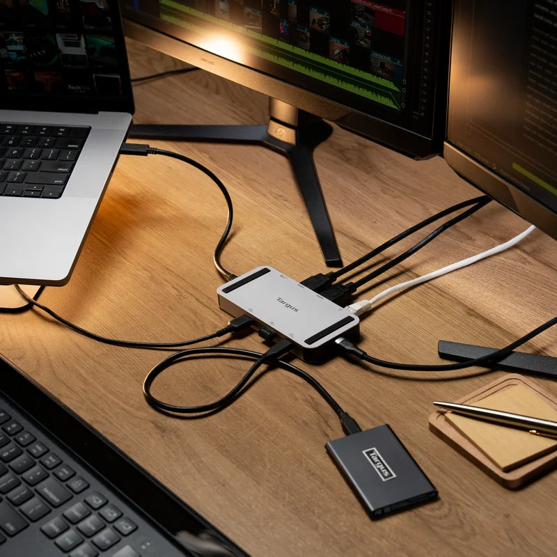 Station d'accueil mobile USB4 double vidéo avec passage EPR 140 W