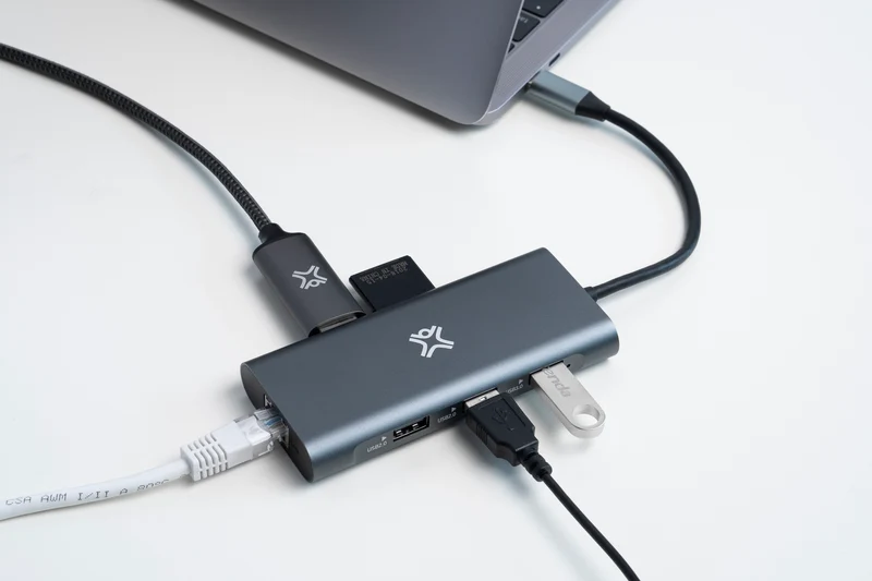 Type-C Hub with 8 Ports