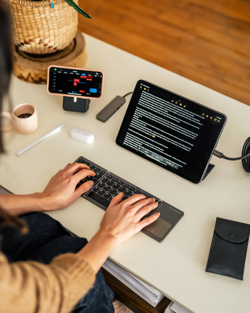 Foldable Travel Keyboard with Touchpad