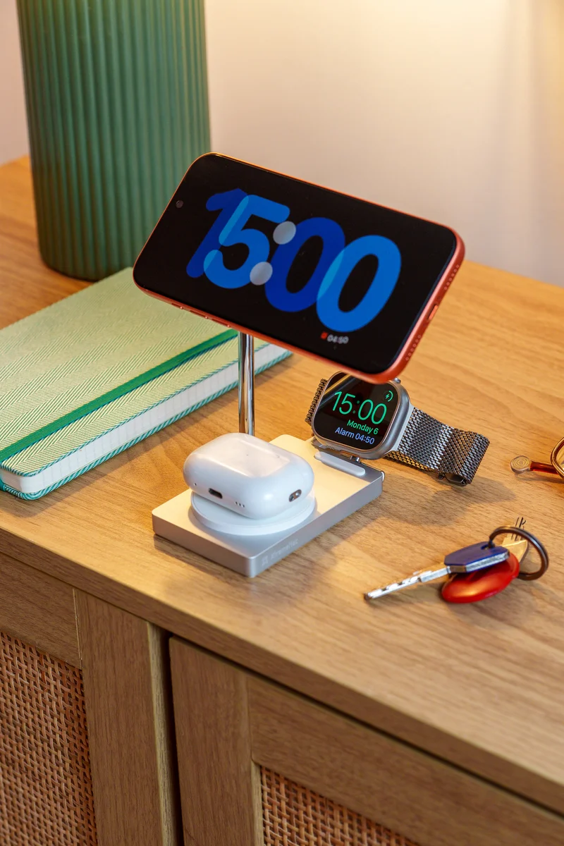 X-Station Pro - 3 in 1 Qi2 Wireless Charger