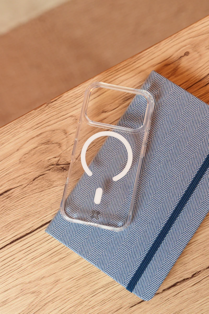 iPhone 17 MagSafe Case