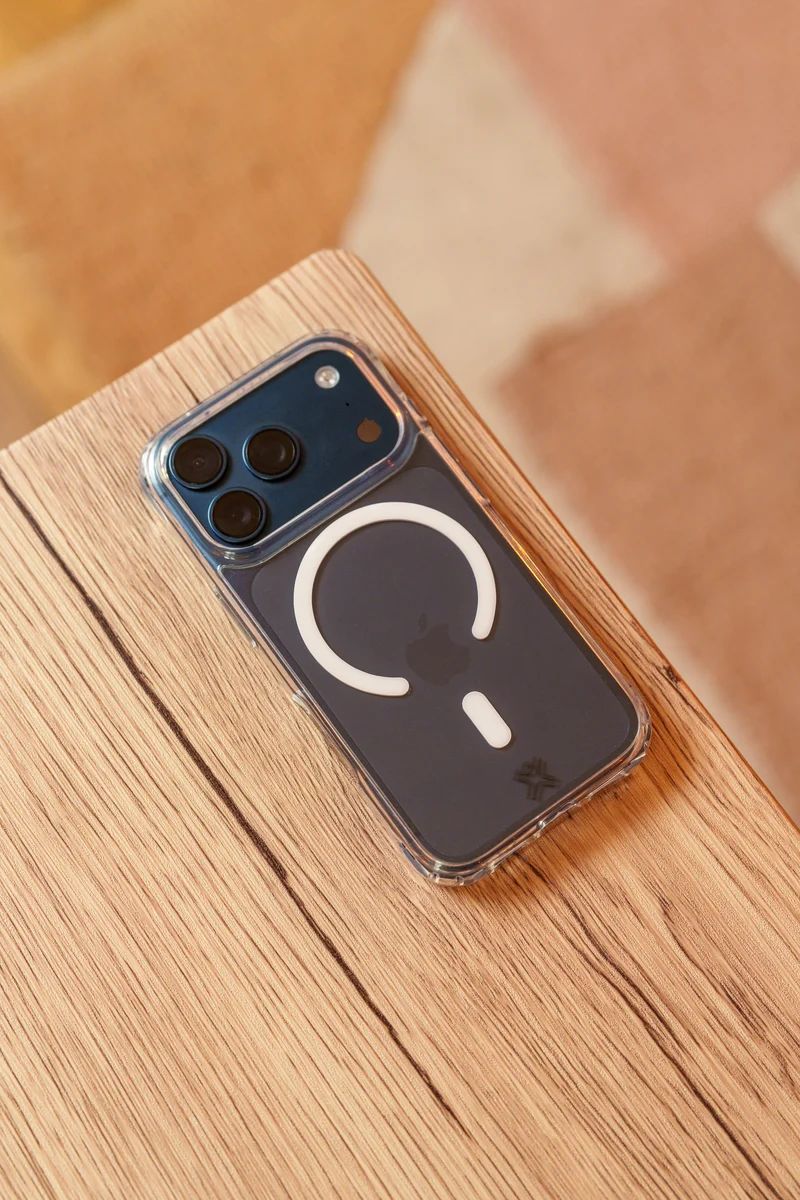 iPhone 17 MagSafe Case