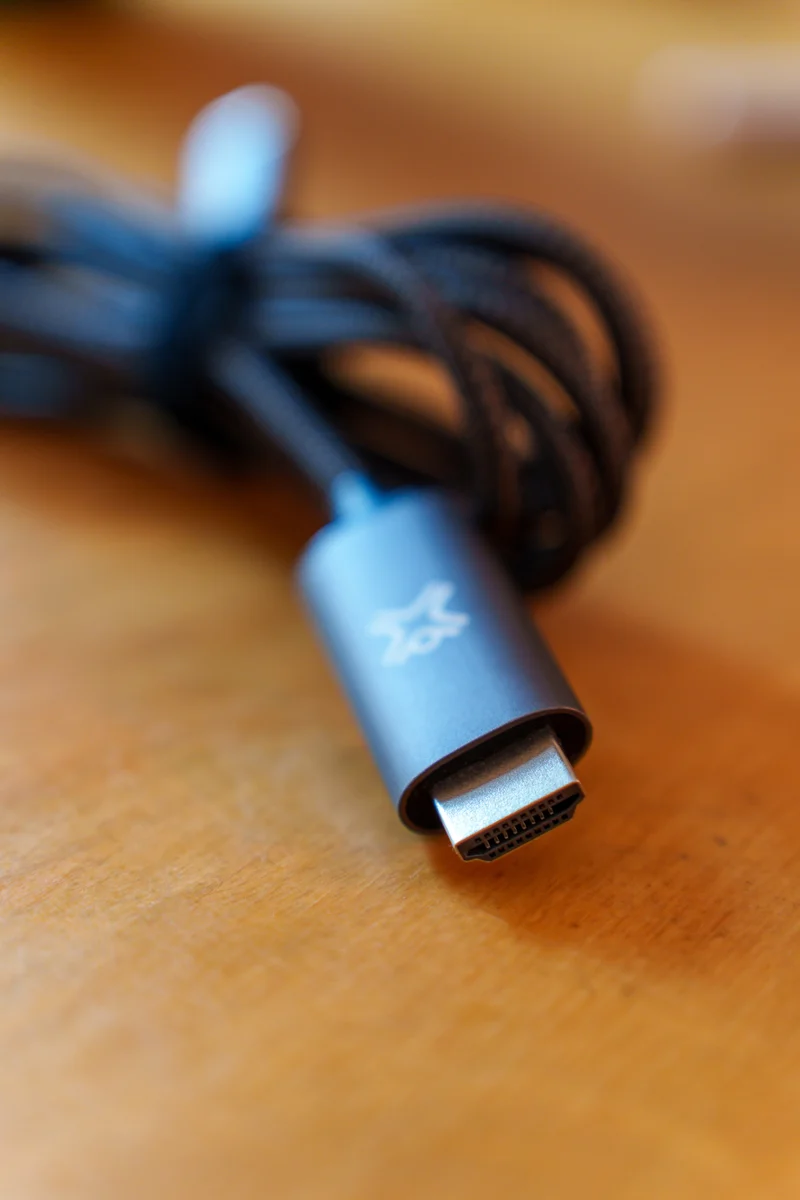 TYPE-C TO HDMI 2M CABLE