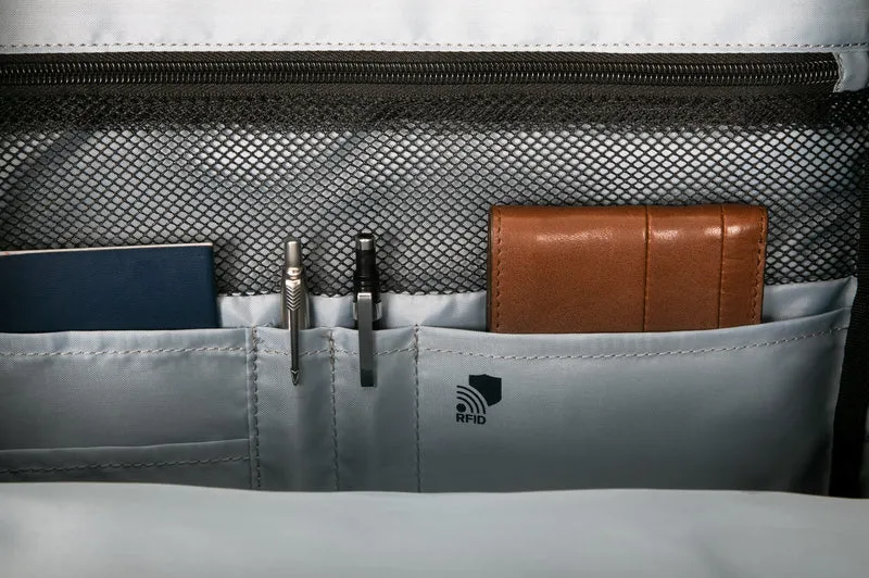 Sac à dos Travel Sagano™ EcoSmart 16"- Noir/Gris