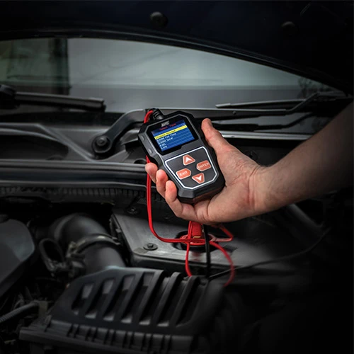 Testeur et analyseur de batterie numérique