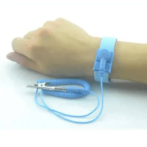 Bracelet antistatique avec câble de décharge ESD