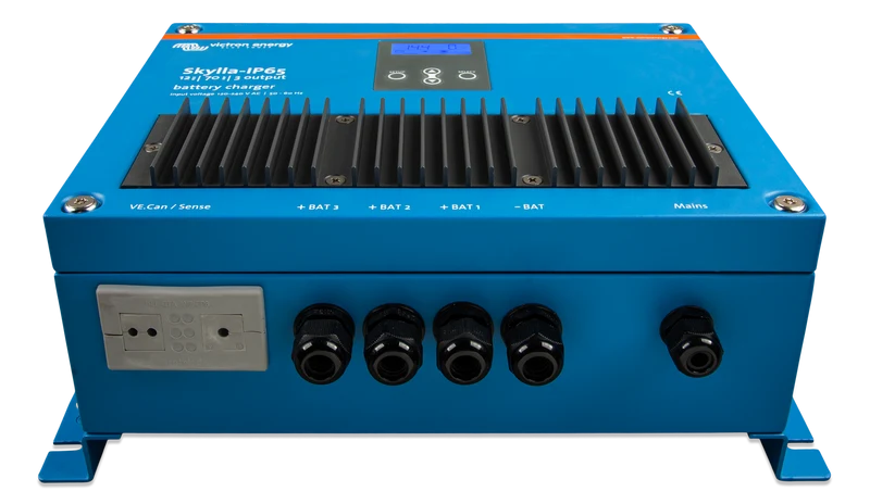 Victron Energy Skylla - IP65 24/35 (1+1) 120-240V+