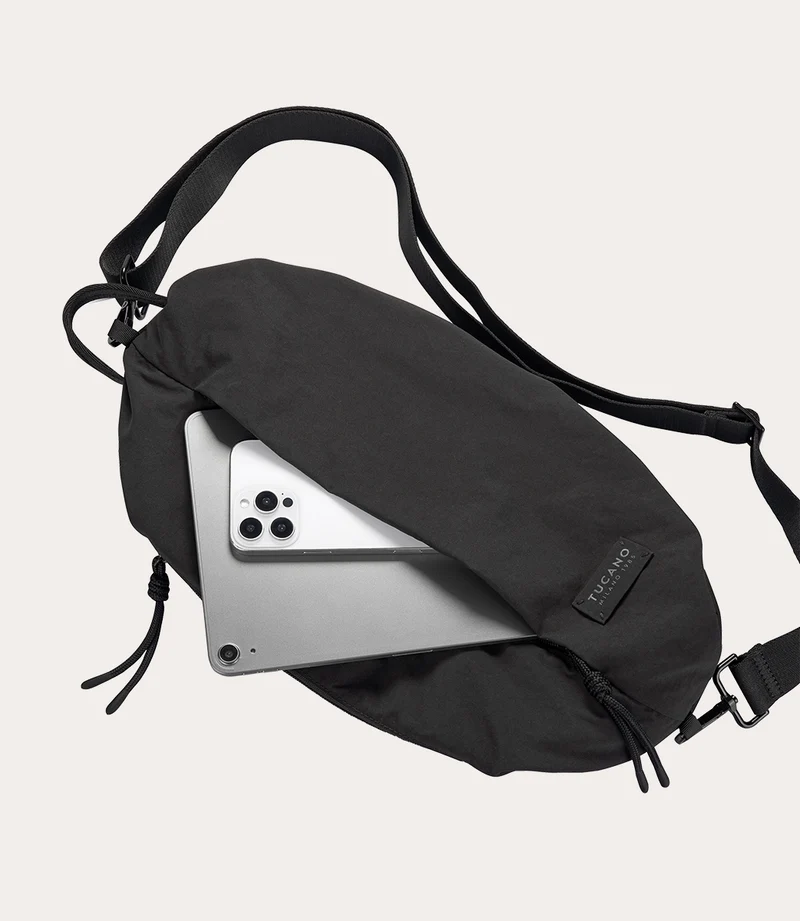 Agile Crossbody Large