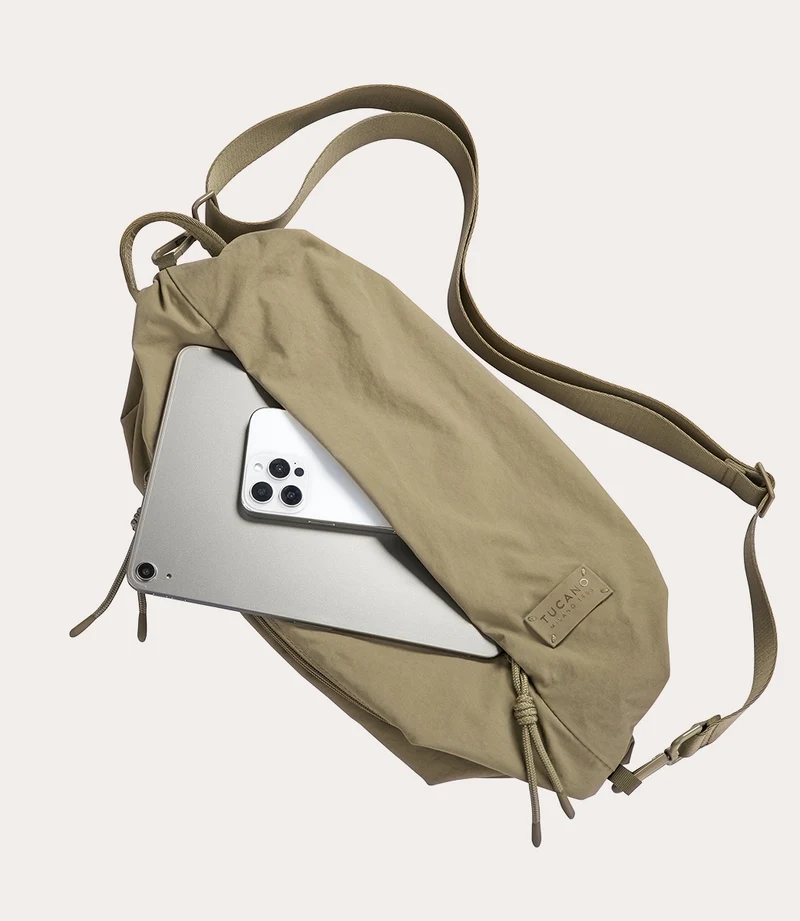Agile Crossbody Large