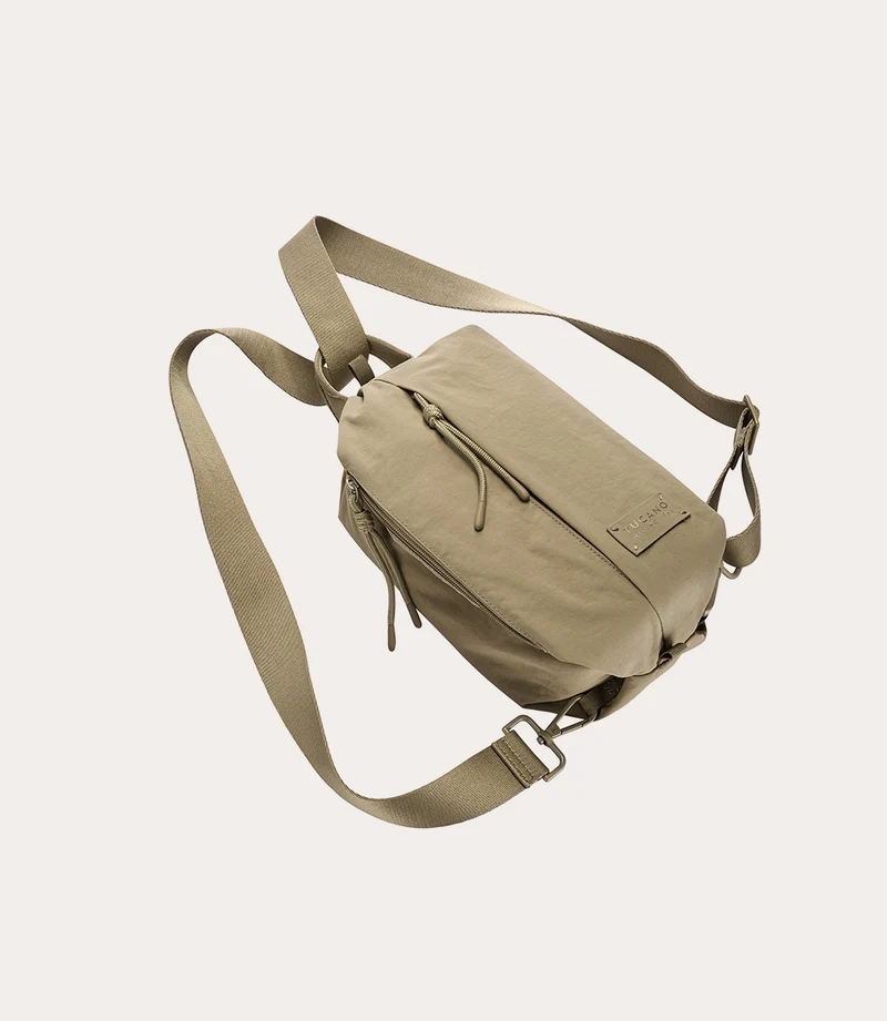 Agile Crossbody Small