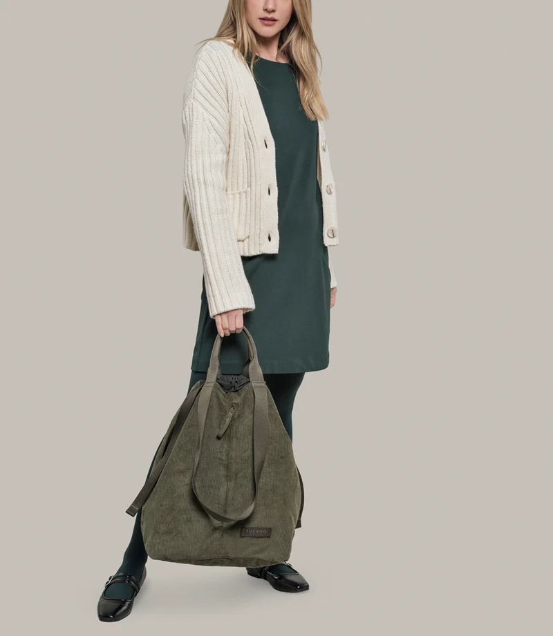 Carry Corduroy Vertical