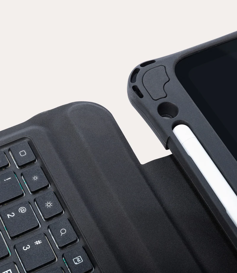 Tasto con tastiera e trackpad