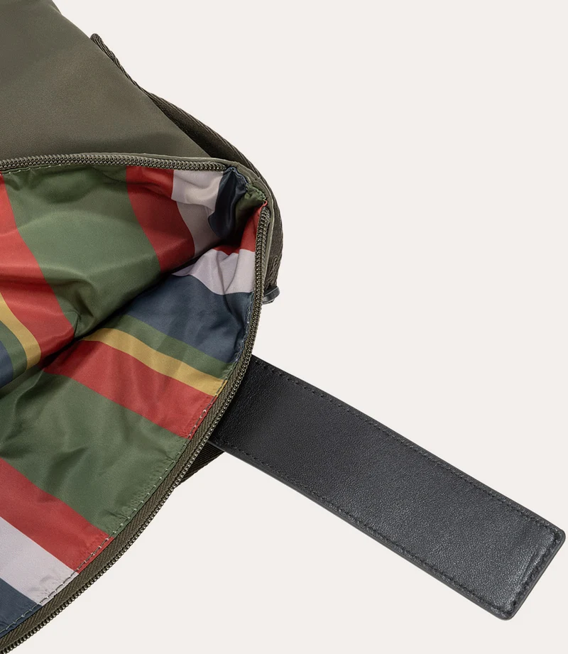 Fold Messenger Bag