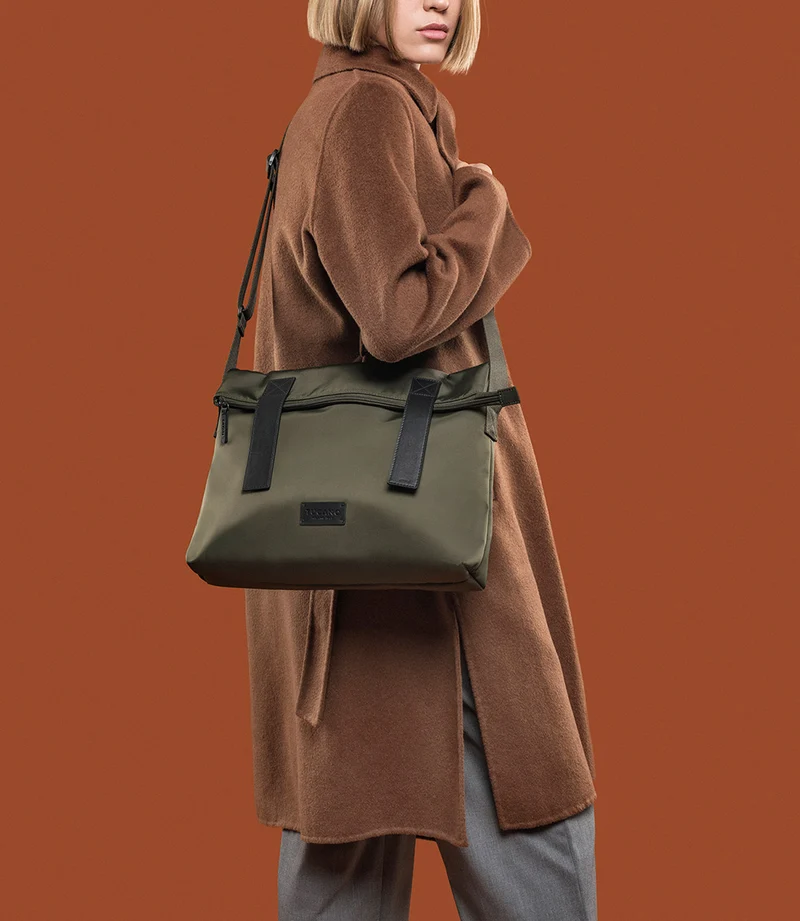Fold Messenger Bag