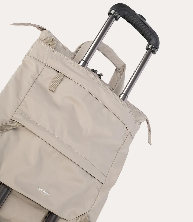 Desert shopper M