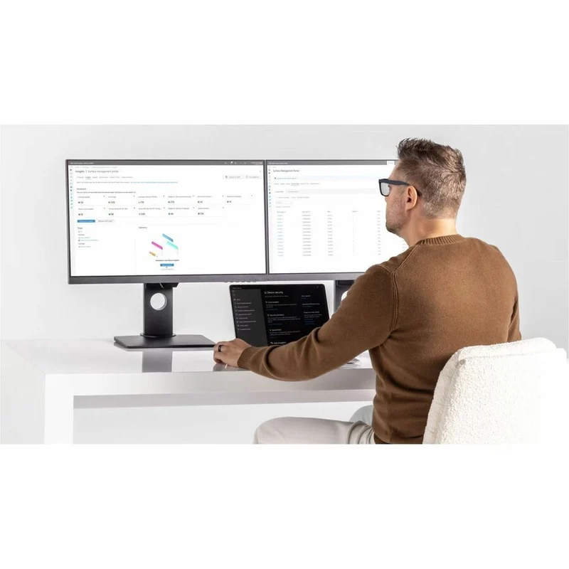 Ordinateur portable Microsoft Surface 13" à écran tactile Copilot+ - Qualcomm Snapdragon X Plus X1P-42-100 - 16 Go - SSD 256 Go - Platinum EP2-31725