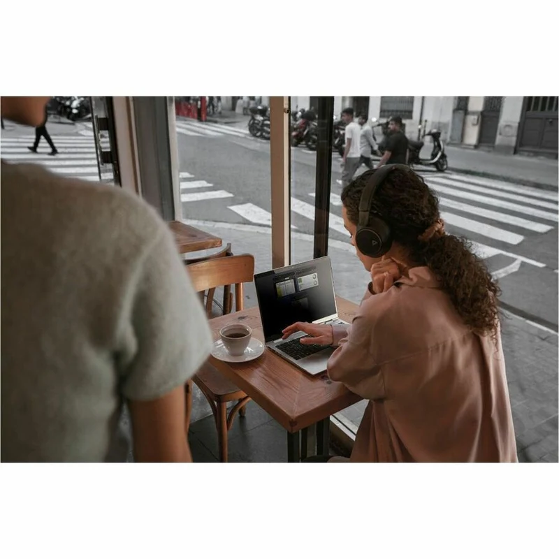 Ordinateur portable HP EliteBook 6 G1i 14" - WUXGA - Intel Core Ultra 7 265U - Technologie vPro - 32 Go - SSD 512 Go - Clavier anglais et français - Aluminium Pike Silver BD5J4UT#ABL