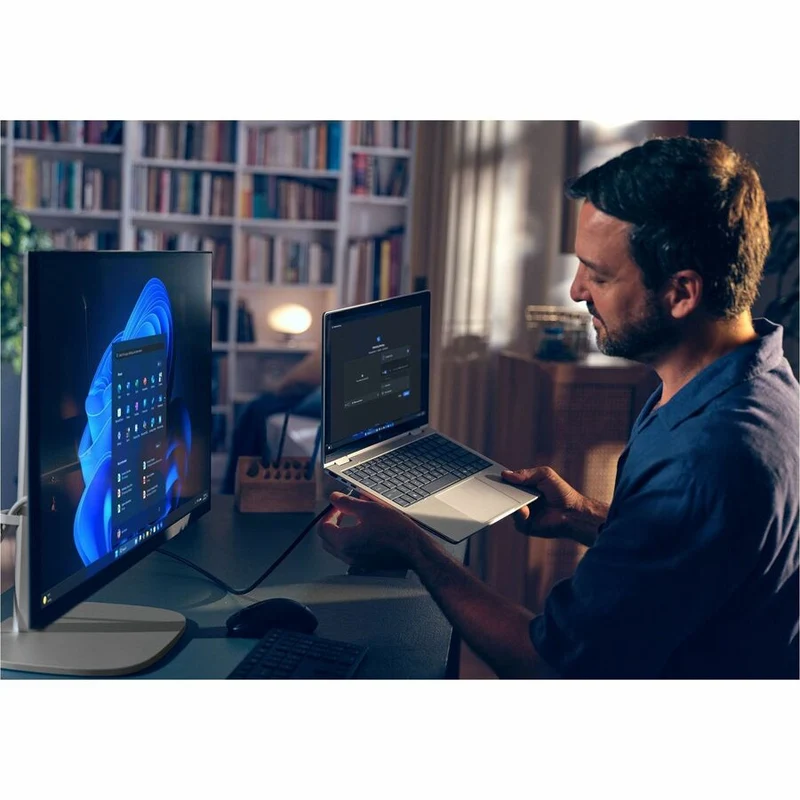 Ordinateur tout-en-un HP EliteStudio 8 AiO G1i - Intel Core Ultra 7 265 - Technologie vPro - 16 Go - SSD 512 Go - Écran Full HD 23.8" - Ordinateur de bureau - Argent Pike C7RR3UT#ABA