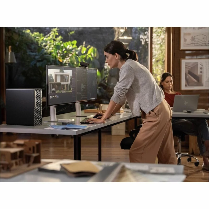 Station de travail HP Z2 G1i - Intel Core Ultra 5 235 - 16 Go - SSD 512 Go - Compact - Noir BW0Z3UT#ABC
