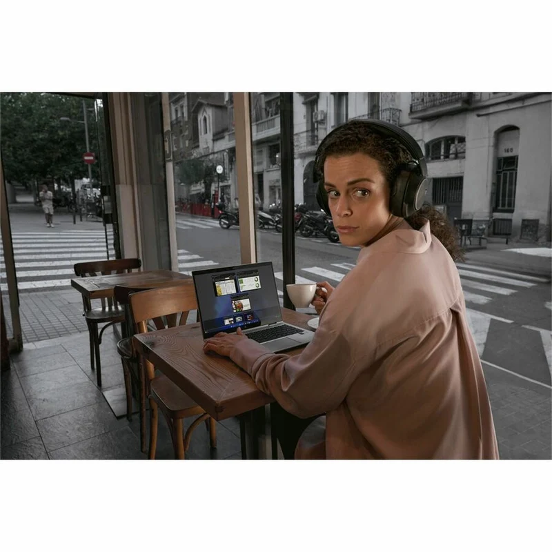 Ordinateur portable HP EliteBook 6 G1i 13.3" - WUXGA - Intel Core Ultra 5 235U - Technologie vPro - 16 Go - SSD PCIe NVMe 512 Go - Clavier anglais - Aluminium Pike Silver BD5H9UT#ABA
