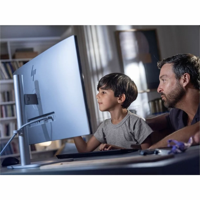 Ordinateur tout-en-un HP EliteStudio 8 AiO G1i - Intel Core Ultra 5 235 - Technologie vPro - 16 Go - SSD 512 Go - Écran Full HD 23.8" - Ordinateur de bureau - Argent Pike C7RR1UT#ABC