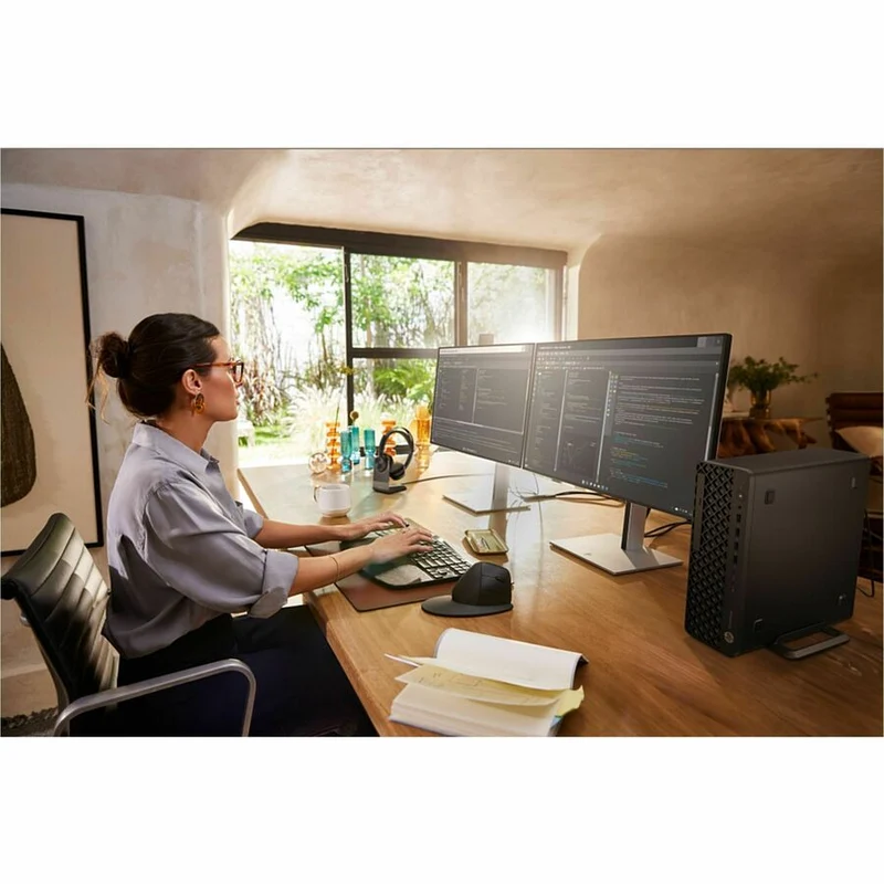 Ordinateur de bureau HP EliteDesk 8 G1i - Intel Core Ultra 7 265 - Technologie vPro - 32 Go - SSD 1 To - Compact - Jack Black BH9E8UT#ABC