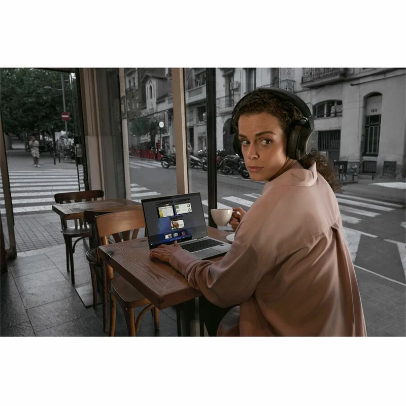 Ordinateur portable HP EliteBook 6 G1q 14" Copilot+ - WUXGA - 60 Hz - Qualcomm Snapdragon X Plus X1P-42-100 - 16 Go - SSD 512 Go - Clavier anglais - Argent Pike BF9A1UT#ABA