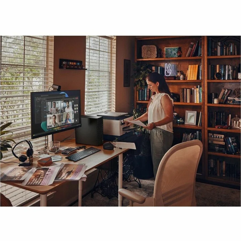 Ordinateur de bureau HP ProDesk 4 G1i - Intel Core Ultra 7 265 - Technologie vPro - 16 Go - SSD 512 Go - Tour - Jack Black C57BLUT#ABA