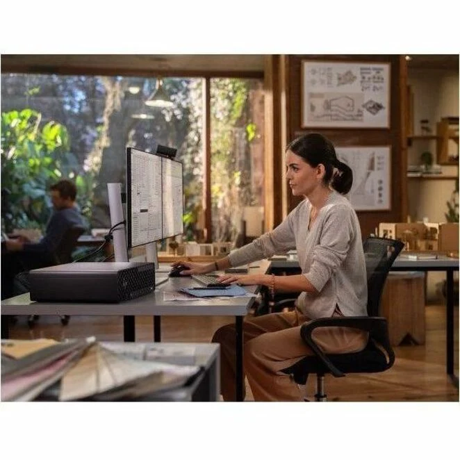 Station de travail HP Z2 G1i - Intel Core Ultra 5 245K - 32 Go - SSD 1 To - Compact - Noir BN5L0UT#ABA