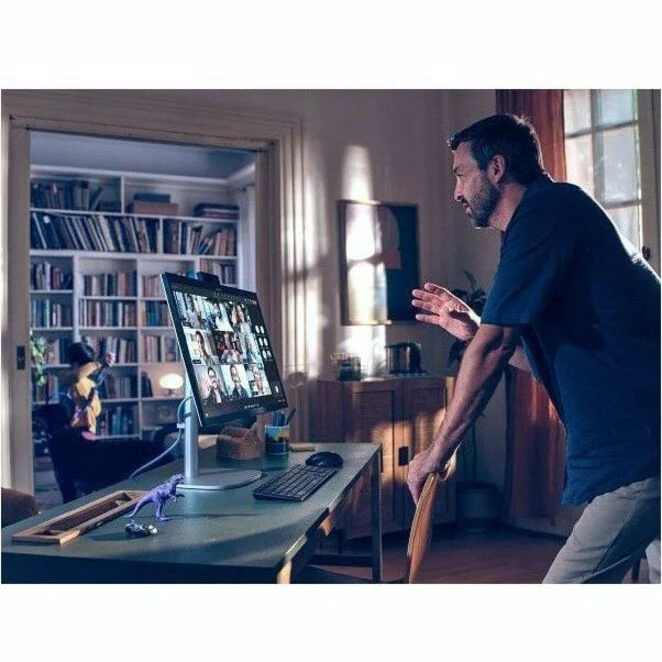 Ordinateur tout-en-un HP EliteStudio 8 AiO G1i - Intel Core Ultra 5 235 - Technologie vPro - 32 Go - SSD 512 Go - Écran tactile QHD 27" - Bureau - Argent Pike C7GL3UT#ABC