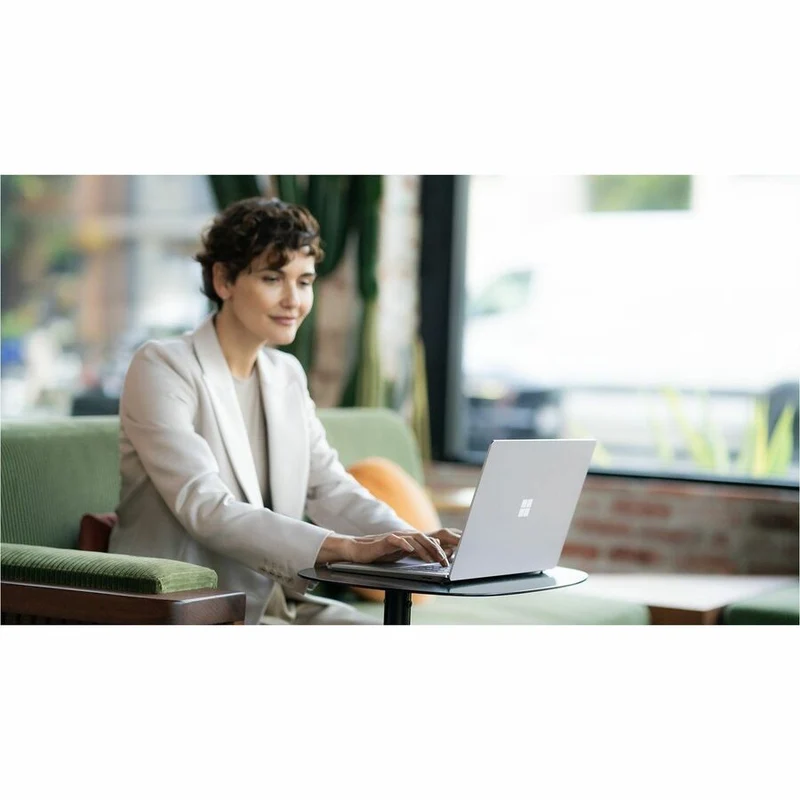 Ordinateur portable Microsoft Surface Laptop 6 13.5" avec écran tactile - Intel Core i7 - 32 Go - SSD 256 Go - Clavier anglais et français - Platinum EP2-34478