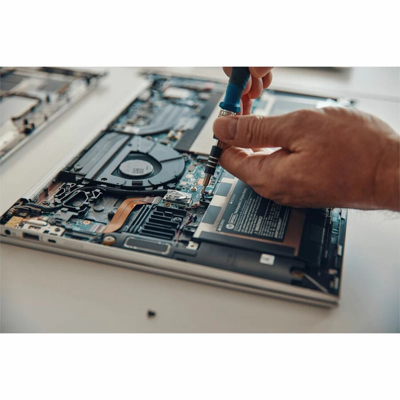 Ordinateur portable HP EliteBook 840 G10 14" - WQXGA - Intel Core i5 13e génération i5-1345U - 16 Go - SSD 256 Go 9E696EC#ABA