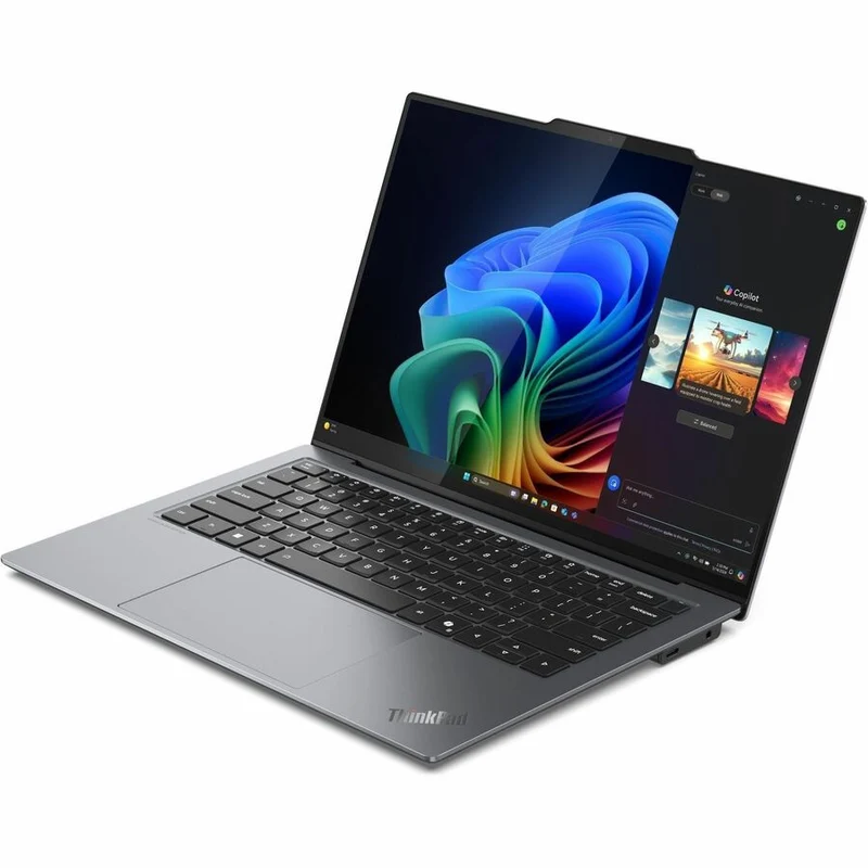 Ordinateur portable Lenovo ThinkPad X9-14 Gen 1 Aura Edition 21QA0001US, écran tactile 14 pouces Copilot+ - 2.8K - 120 Hz - Processeur Intel Core Ultra 5 226V - Plateforme Intel Evo - 16 Go - SSD 512 Go - Clavier anglais - Gris 21QA0001US
