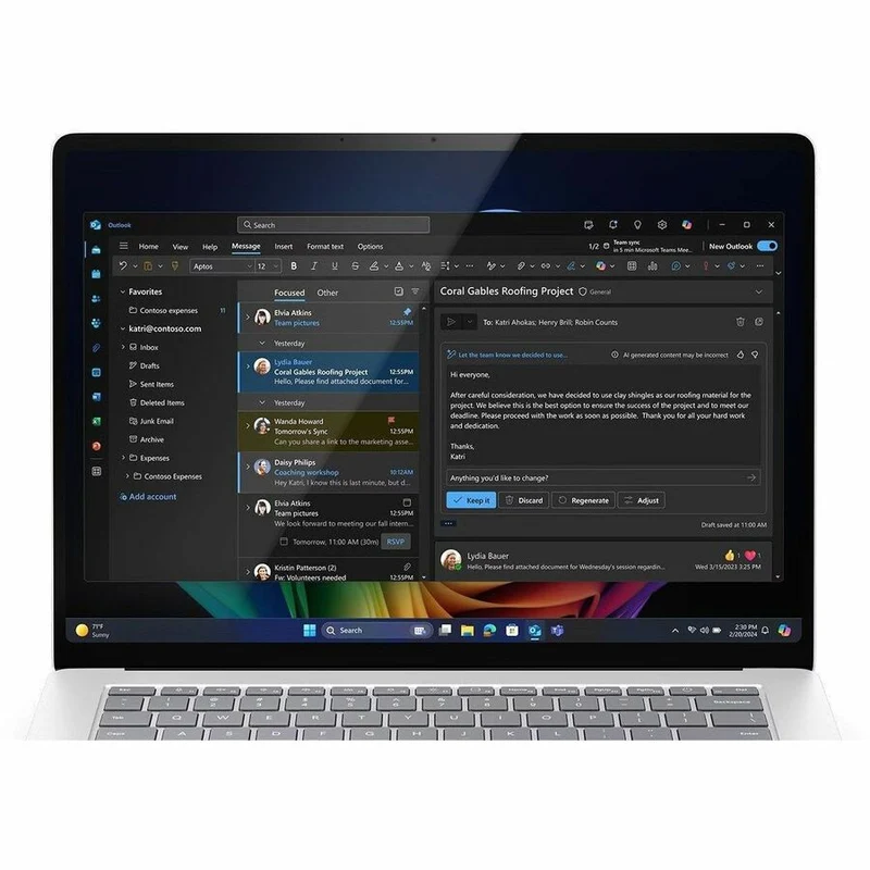 Microsoft Surface Laptop 7 15" Touchscreen Copilot+ PC Notebook - Intel Core Ultra 7 - 32 Go - SSD 512 Go - Clavier anglais - Platinum EP2-21482