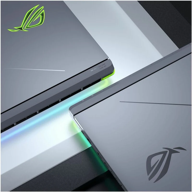 Ordinateur portable gaming Asus ROG Strix G18 G815 G815LP-XS97 18 pouces - Écran 2.5K - Processeur Intel Core Ultra 9 275HX - 32 Go - SSD 2 To G815LP-XS97