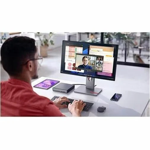 Ordinateur de bureau Lenovo ThinkCentre Neo 50q Gen 5 13B90031US - Intel Core 7 240H - 16 Go - SSD 512 Go - Mini - Noir 13B90031US