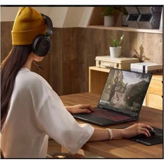 Ordinateur portable gaming TUF Gaming A16 FA608 FA608PM-DS94-CA 16 pouces - AMD Ryzen 9 7940HX - 16 Go - SSD 1 To FA608PM-DS94-CA