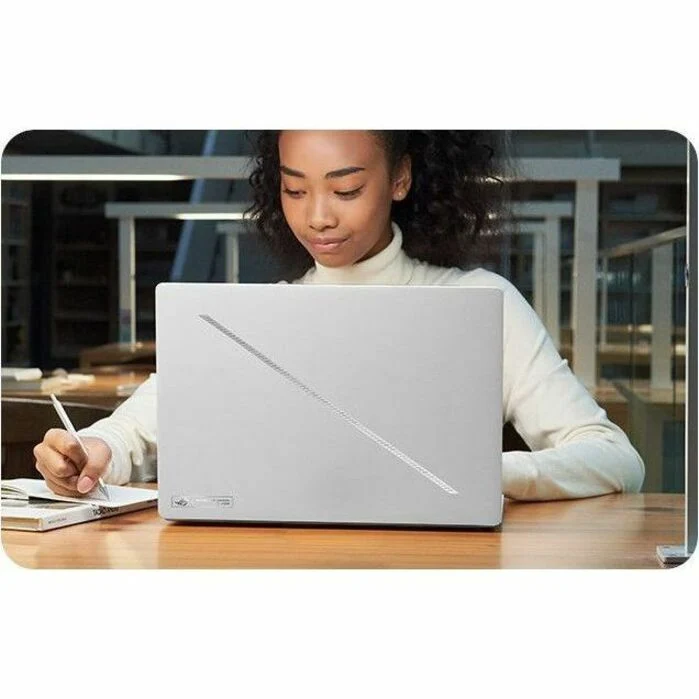 Ordinateur portable gaming Asus ROG Zephyrus G16 GA605 GA605KP-XS76-CA 16" Copilot+ - 2.5K - AMD Ryzen AI 7 350 - 32 Go - SSD 1 To GA605KP-XS76-CA