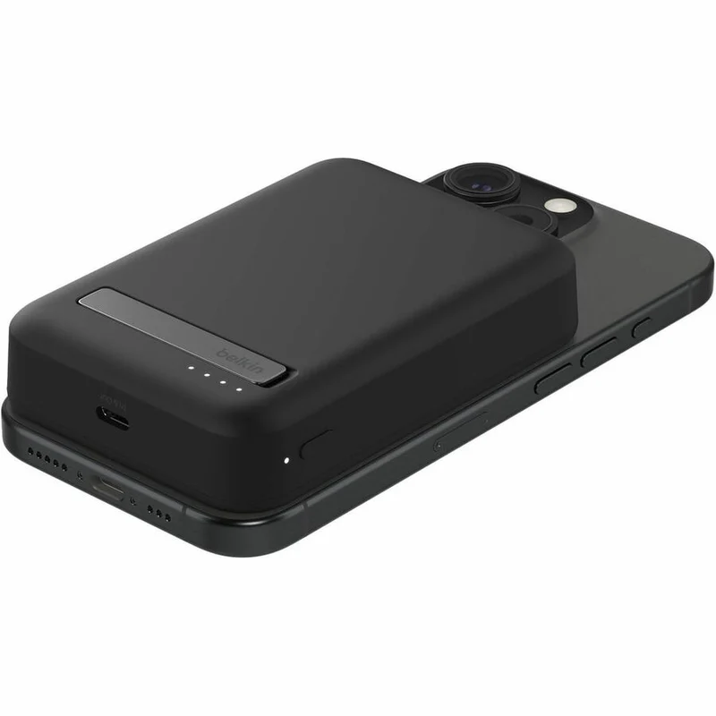 Batterie externe magnétique Belkin BoostCharge Pro avec Qi2 15 W 10 K BPD008BTBK