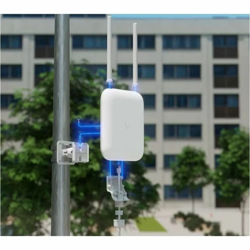 Point d'accès sans fil Ubiquiti U7 Pro tribande IEEE 802.11 a/b/g/n/ac/ax/be 5.70 Gbit/s - Extérieur