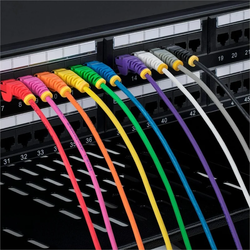 Câble Ethernet CAT50 fin gris StarTech.com de 6 m, RJ45 fin sans accroc, UTP, LSZH, cuivre nu 28 AWG, cordon de raccordement réseau fin, testé Fluke N6PAT50GRS
