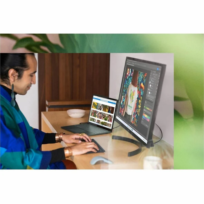 Ordinateur portable Microsoft Surface Laptop 5 15" à écran tactile - Intel Core i7 12e génération i7-1255U - Plateforme Intel Evo - 16 Go - SSD 512 Go - Clavier anglais - Noir mat RIS-00005