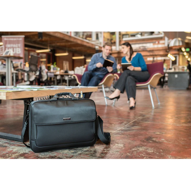 Sacoche de transport Kensington SecureTrek K98616WW (mallette) pour ordinateur portable de 10" à 15.6" - Noir K98616WW