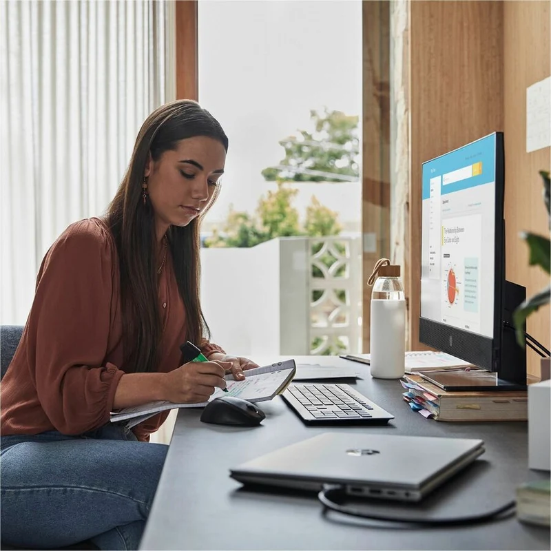 Ordinateur tout-en-un HP ProOne 440 G9 - Intel Core i7 14e génération i7-14700 - Technologie vPro - 16 Go - SSD 768 Go - 23.8" Full HD - Ordinateur de bureau A94CPUT#ABC